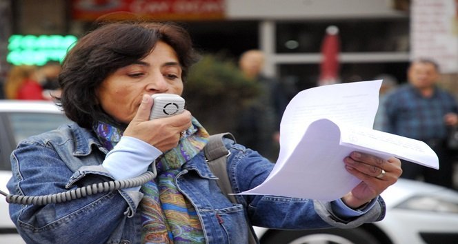 GRUP ADINA BASIN AÇIKLAMASINI EMİNE BULUT, GERÇEKLEŞTİRDİ. (MURAT KÜÇÜK - UFUK DURAK/ZONGULDAK-İHA)