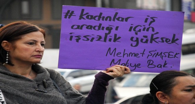 ZONGULDAKLI KADINLAR KADINA ŞİDDETİ PROTESTO ETTİ. (MURAT KÜÇÜK - UFUK DURAK/ZONGULDAK-İHA)