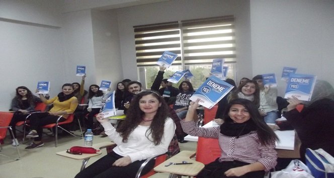 DESTEKLEME VE YETİŞTİRME KURSU ÖĞRENCILERI KAYMAKAMA TESEKKUR ETTILER (EMRAH YILDIZ/ZONGULDAK-İHA)