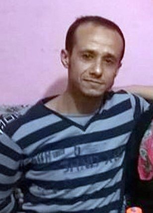 ZONGULDAK’IN KİLİMLİ İLÇESİNE BAĞLI GELİK BELDESİNDEKİ ÖZEL BİR KÖMÜR OCAĞINDA İKİ GÜN ÖNCE MEYDANA GELEN GÖÇÜKTE HAYATINI KAYBEDEN İŞÇİ YUSUF KÖROĞLU, SON YOLCULUĞUNA UĞURLANDI. (MURAT KÜÇÜK - UFUK DURAK/ZONGULDAK-İHA)