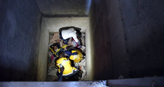 Asansör boşluğuna düşen temizlik işçisi öld