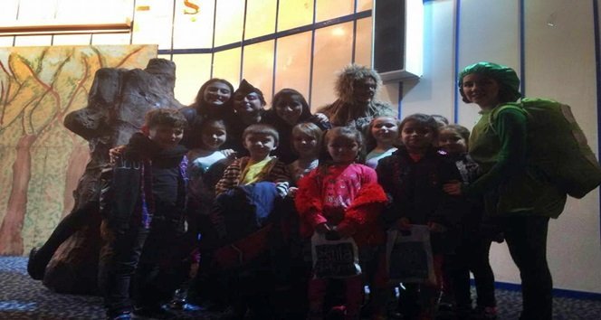 TEGV ÇAYCUMA COCUKLAR BİRİMİ TİYATRO İLE BULUŞT (EMRAH YILDIZ/ZONGULDAK-İHA)