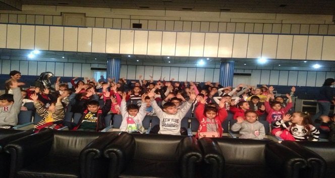 TEGV ÇAYCUMA ÖĞRENİM BİRİMİ ÇOCUKLARI TİYATROYLA BULUŞTU