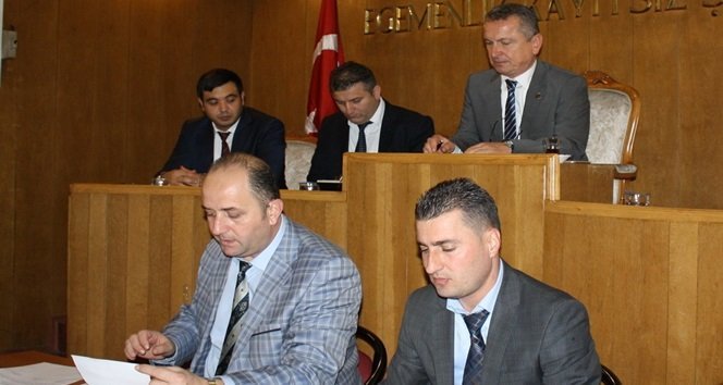 ÜCRETSİZ OTOPARK SÜRESİ 30 DAKİKA OLDU