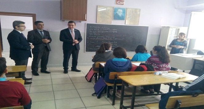 KAYMAKAM KEÇELİ VE MİLLİ EĞİTİM MÜDÜRÜ ÖZDEMİR’DEN FİLYOS’DAKİ OKULLARA ZİYARET