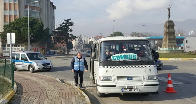 Belediye Zabıtasından Minibüs Denetimi