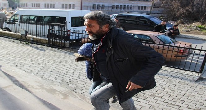 MOTOSİKLET HIRSIZLARI MOBESE’YE TAKILDI