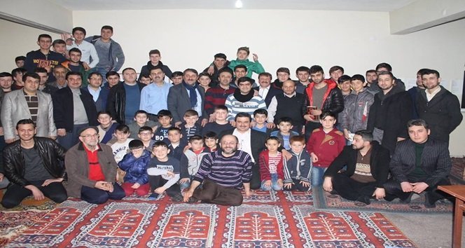 ÇAYCUMA’DA GENÇLERLE BULUŞMA ETKİNLİĞİ YAPILDI