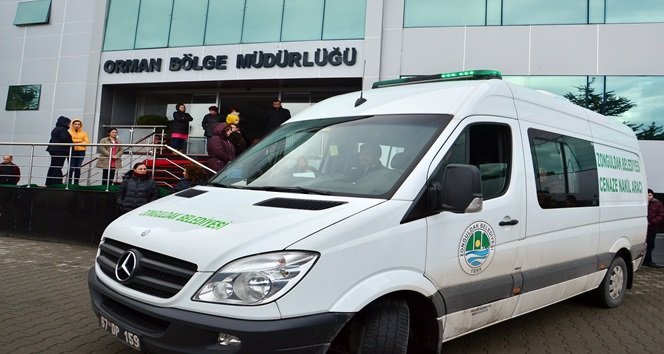 OSMAN AKTAŞ İÇİN ORMAN BÖLGE MÜDÜRLÜĞÜ ÖNÜNDE TÖREN DÜZENLENDİ. (ONUR ALTINDAĞ - SERTAÇ ÖZDEMİR/ZONGULDAK-İHA)