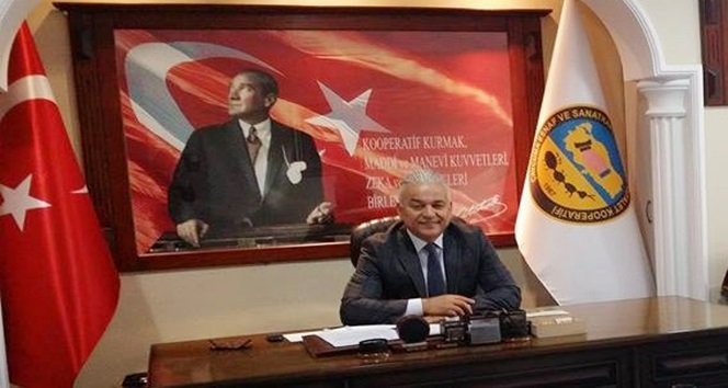 ÇAYCUMA ESNAF VE SANATKARLAR ODASI BAŞKANI KANDEMİR ESNAFI KREDİ KONUSUNDA BİLGİLENDİRDİ