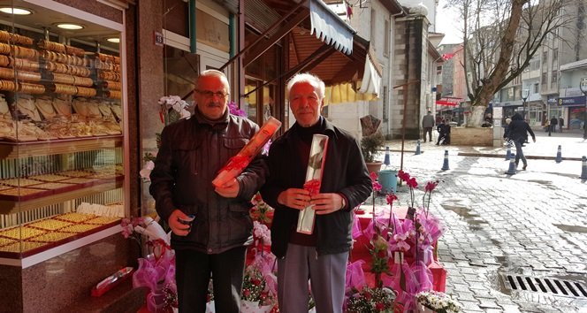 40 YILDIR AŞKLARI HİÇ BİTMEDİ