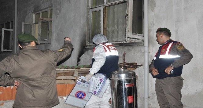 EŞİNİ, KAYINVALİDESİNİ VE KAYINPEDERİNİ ÖLDÜREN SANIĞIN CEZAİ EHLİYETİNİN SORGULANMASI İSTENDİ