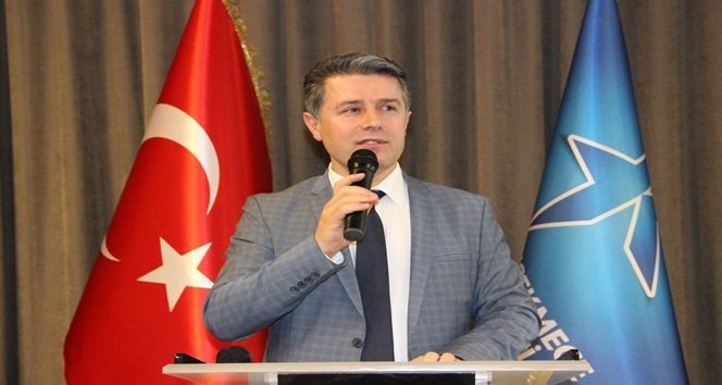 ZONDEF GENEL BAŞKANI GURBET ALTAY KAHVALTI PROGRAMINDA YAPTIĞI KONUŞMADA BİRLİK VE BERABERLİK MESAJLARI VERDİ. (VEDAT KILIÇ/ZONGULDAK-İHA)