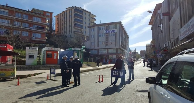 TRAFİK SIKIŞIKLIĞINA DUBA ÇÖZÜM ( ERTUĞRUL YÜKSEL/ZONGULDAK-İHA) (ERTUĞRUL YÜKSEL/ZONGULDAK-İHA)