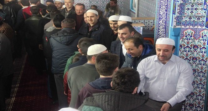 ÇAYCUMA'DA FATİH CAMİİSİNDE GENÇLER İLE BÜYÜK BULUŞMA YAPILDI (EMRAH YILDIZ - ERCAN KARAKUŞ/ZONGULDAK-İHA)