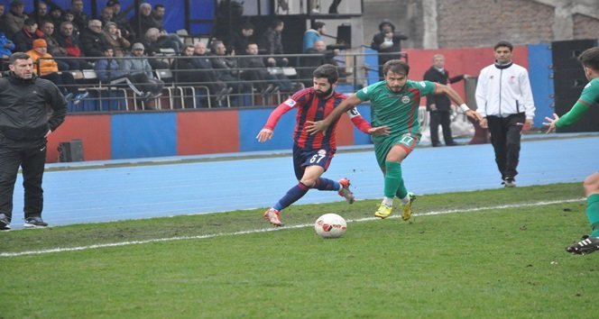 SPOR TOTO 3. LİG 1. GRUP'TA ZONGULDAK KÖMÜRSPOR, EVİNDE KARŞILAŞTIĞI MALTEPESPOR’U 2-1 MAĞLUP EDEREK PUANINI 42’YE YÜKSELTTİ. (İLHAN GÖKÇEN - ONUR ALTINDAĞ/ZONGULDAK-İHA)