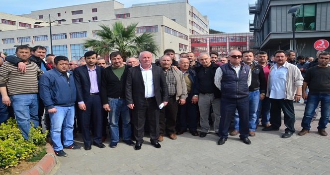 ZONGULDAK’TA TİCARİ TAKSİ ESNAFLARI, BEÜ HASTANESİ ÖNÜNDE DURAK İSTEDİ. (İLHAN GÖKÇEN/ZONGULDAK-İHA)