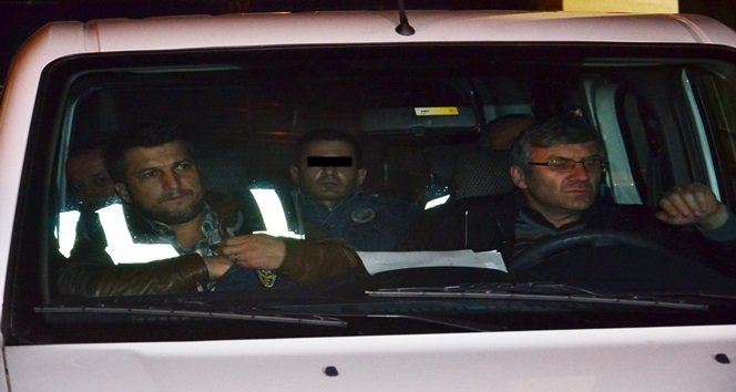 ZONGULDAK’TA 23 GÜN ÖNCE BOĞAZINDAN BIÇAKLANARAK ÖLDÜRÜLEN 23 YAŞINDAKİ NECLA SAĞLAM CİNAYETİNDE KUVVETLİ SUÇ ŞÜPHESİYLE GÖZALTINA ALINAN ZANLI, KUVVETLİ SUÇ ŞÜPHESİYLE TUTUKLANARAK CEZAEVİNE GÖNDERİLDİ. (İLHAN GÖKÇEN - SERTAÇ ÖZDEMİR/ZONGULDAK-İHA)