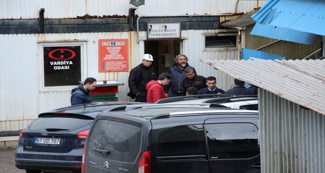 KDZ. EREĞLİ'DE ÖZEL GÜVENLİK GÖREVLİSİ YEMEKHANEDE AYNI İŞ YERİNDE ÇALIŞAN ARKADAŞINI YARALADI. (VEDAT KILIÇ/ZONGULDAK-İHA)