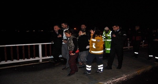 ÇAYCUMA’DA BİR KİŞİ KÖPRÜYE ÇIKARAK İNTİHARA KALKIŞTI