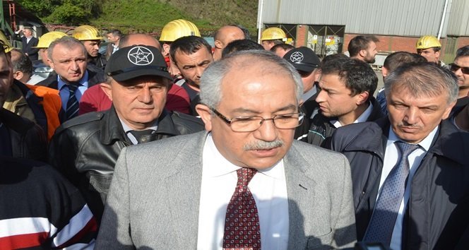 ZONGULDAK’TA TÜRKİYE TAŞKÖMÜRÜ KURUMU’NA AİT MADEN OCAĞINDA MEYDANA GELEN İŞ KAZASINDA 1 İŞÇİ YAŞAMINI YİTİRDİ. İŞÇİNİN, BİR SÜREDİR İSTİRAHATLİ OLDUĞU VE BUGÜN İŞ BAŞI YAPTIĞI ÖĞRENİLDİ. (ONUR ALTINDAĞ - SERTAÇ ÖZDEMİR/ZONGULDAK-İHA)