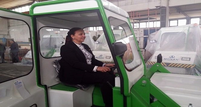 SALTUKOVA BELDESİNE YOL SÜPÜRME ARACI