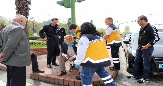 KAMYONET YAŞLI ADAMA ÇARPTI