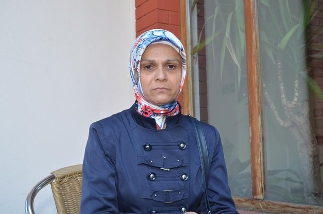 CUMHURBAŞKANI RECEP TAYYİP ERDOĞAN’A VE BAŞBAKAN AHMET DAVUTOĞLU’NA SESLENEN ACILI ANNE, KATİL ZANLISINA DA TEPKİSİNİ DİLE GETİRDİ. (SERTAÇ ÖZDEMİR/ZONGULDAK-İHA)