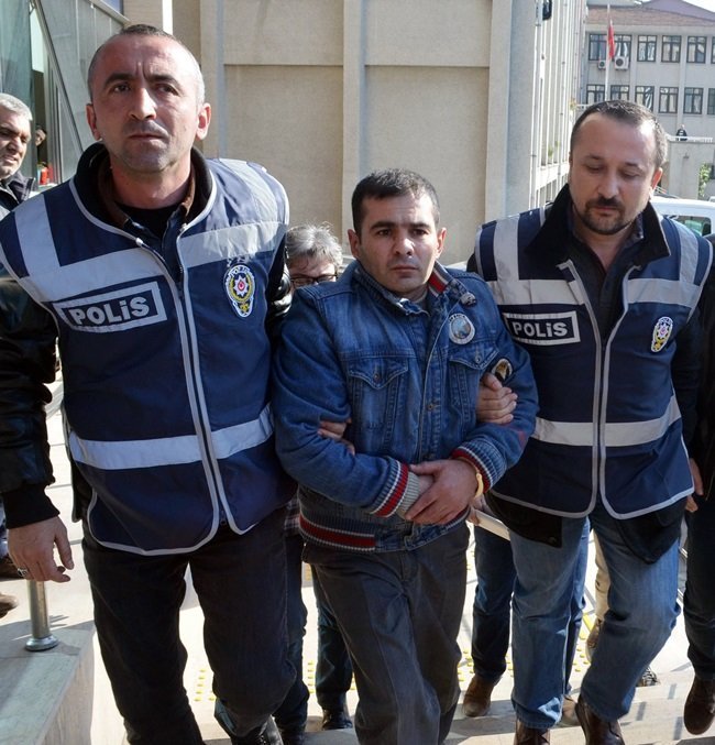 ZONGULDAK'TA GEÇTİĞİMİZ ŞUBAT AYINDA YALNIZ YAŞADIĞI EVİNDE BOĞAZI KESİLMİŞ HALDE BULUNAN 22 YAŞINDAKİ NECLA SAĞLAM'IN ÖLDÜRÜLMESİ OLAYI İLE İLGİLİ ŞÜPHELİ TOLGA K (FOTOĞRAFTAKİ). HAKKINDA HAZIRLANAN İDDİANAMEDE, MÜEBBET HAPİS CEZASI TALEP EDİLDİ. (ONUR ALTINDAĞ - SERTAÇ ÖZDEMİR/ZONGULDAK-İHA)