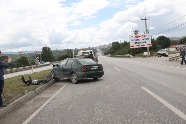 KASTAMONU'NUN TOSYA İLÇESİNDE MEYDANA GELEN TRAFİK KAZASINDA BİR KİŞİ YARALANDI. (SEDAT AĞACIKOĞLU/KASTAMONU-İHA)