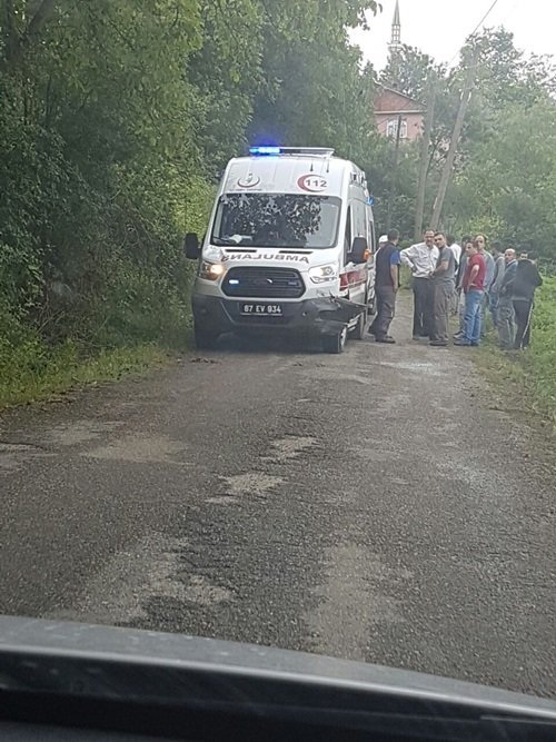 ZONGULDAK'TA BİR KİŞİ ARALARINDA ALACAK VERECEK MESELESİ BULUNDUĞU İDDİA EDİLEN ŞAHIS AV TÜFEĞİYLE VURARAK ÖLDÜRDÜ. (EMRAH YILDIZ/ZONGULDAK-İHA)