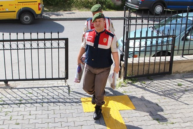 JANDARMA OLAY YERİ İNCELEME EKİPLERİ'NİN YAPTIĞI TİTİZ ÇALIŞMA CİNAYETİN AYDINLATILMASINDA BÜYÜK ROL OYNADI. (VEDAT KILIÇ/ZONGULDAK-İHA)