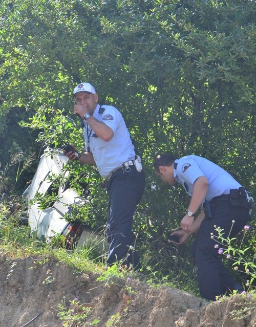 POLİS EKİPLERİ KAZAYA İLİŞKİN SORUŞTURMA BAŞLATTI. (ONUR ALTINDAĞ - SERTAÇ ÖZDEMİR/ZONGULDAK-İHA)