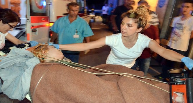 Göbü sahilinde Genç kız denizde boğulmaktan son anda kurtuldu