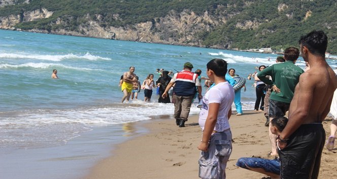Bartın’da denize giren genç boğuldu