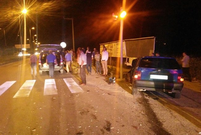 BARTIN’DA ŞEHİRLERARASI OTOBÜS TERMİNALİ KAVŞAĞINDA 3 ARACIN KARIŞTIĞI KAZADA 4 KİŞİ YARALANDI. (MUSTAFA KURT/BARTIN-İHA)