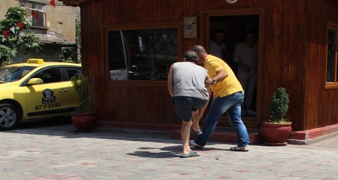 Taksi durağında silahlı yaralama