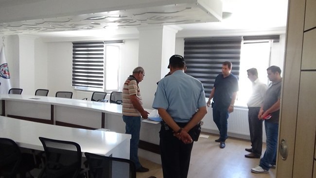 ALAPLI İŞ ADAMLARI DERNEĞİNDE ARAMA ( ERTUĞRUL YÜKSEL/ZONGULDAK-İHA) (ERTUĞRUL YÜKSEL/ZONGULDAK-İHA)