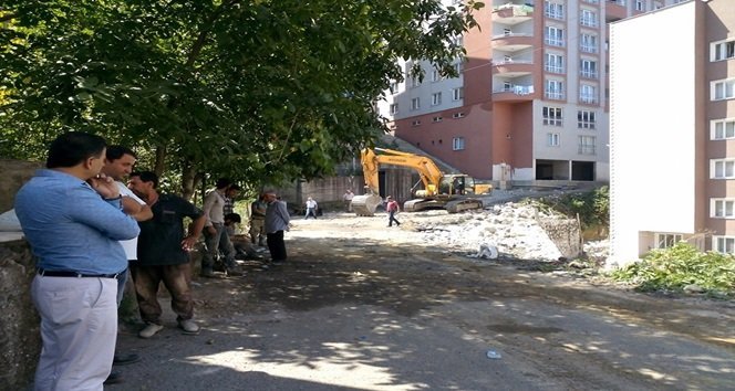 Başkan Şahin, çalışmaları yerinde denetliyor