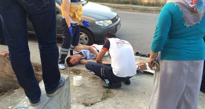 Genç Kaldırımda baygın halde bulundu