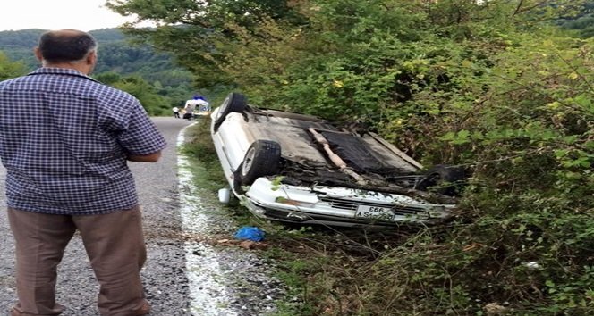 Otomobil takla attı 4 kişi yaralandı