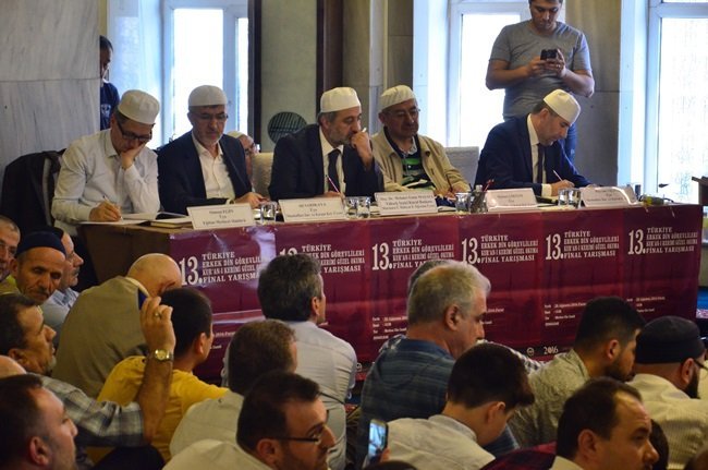 CAMİLER VE DİN GÖREVLİLERİ HAFTASI KUTLAMA ETKİNLİKLERİ ÇERÇEVESİNDE DİN HİZMETLERİ GENEL MÜDÜRLÜĞÜ TARAFINDAN DÜZENLENEN  KUR'AN-I KERİMİ GÜZEL OKUMA YARIŞMASININ 2016 TÜRKİYE FİNALİ ZONGULDAK’TA YAPILDI. (ONUR ALTINDAĞ/ZONGULDAK-İHA)