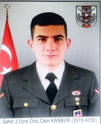MARDİN’İN DARGEÇİT İLÇESİNDE ŞEHİT OLAN JANDARMA UZMAN ONBAŞI CEM KANBUR, 23 YAŞINDAYDI. (ONUR ALTINDAĞ/ZONGULDAK-İHA)