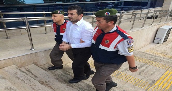 İKİNCİ KEZ GÖZALTINA ALINAN KARAMAN BELDE BELEDİYE BAŞKANI MUSAFA KALAYCI, ÇIKARILDIĞI NÖBETÇİ MAHKEMECE TUTUKLANMIŞTI. (ONUR ALTINDAĞ/ZONGULDAK-İHA)