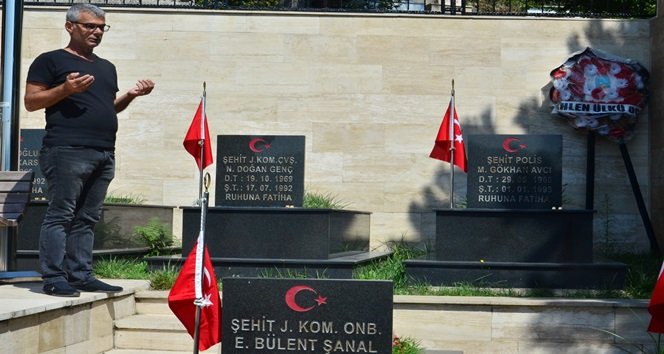 Zonguldak’ta vatandaşlar mezarlıklara akın etti