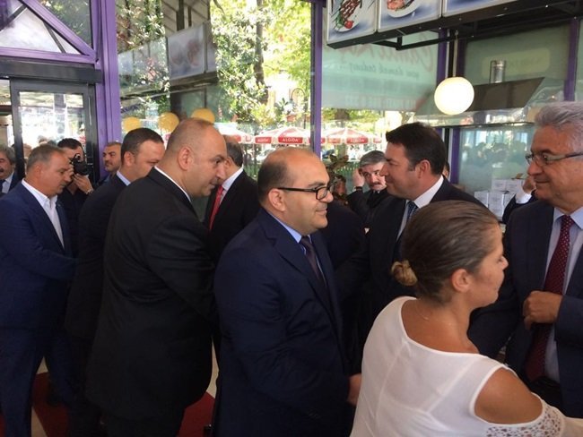 ZONGULDAK'TA KURBAN BAYRAMI DOLAYISIYLA BAYRAMLAŞMA PROGRAMI DÜZENLENDİ. (ONUR ALTINDAĞ/ZONGULDAK-İHA)