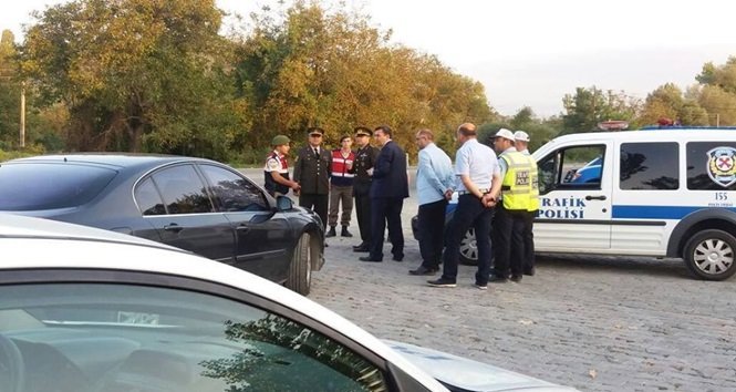 Çaycuma protokolü yol kontrol noktasını denetledi