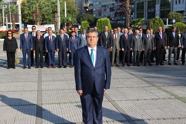 KDZ. EREĞLİ İLÇE MİLLİ EĞİTİM MÜDÜRÜ NUMAN KORKMAZ, SON BAHARIN HÜZNÜ ÇAĞRIŞTIRMASINA RAĞMEN EYLÜL AYININ EĞİTİMCİLER İÇİN YENİ BİR BAŞLANGIÇ OLDUĞUNU SÖYLEDİ. (VEDAT KILIÇ/ZONGULDAK-İHA)