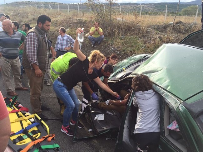 KASTAMONU'NUN TOSYA İLÇESİNDE MEYDANA GELEN TRAFİK KAZASINDA 5 KİŞİ YARALANDI. (SEDAT AĞACIKOĞLU/KASTAMONU-İHA)