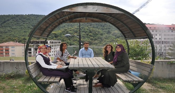 Ahmet Erdoğan sağlık hizmetleri meslek yüksekokulu yeni açılan bölümleriyle hizmet vermeye devam ediyor